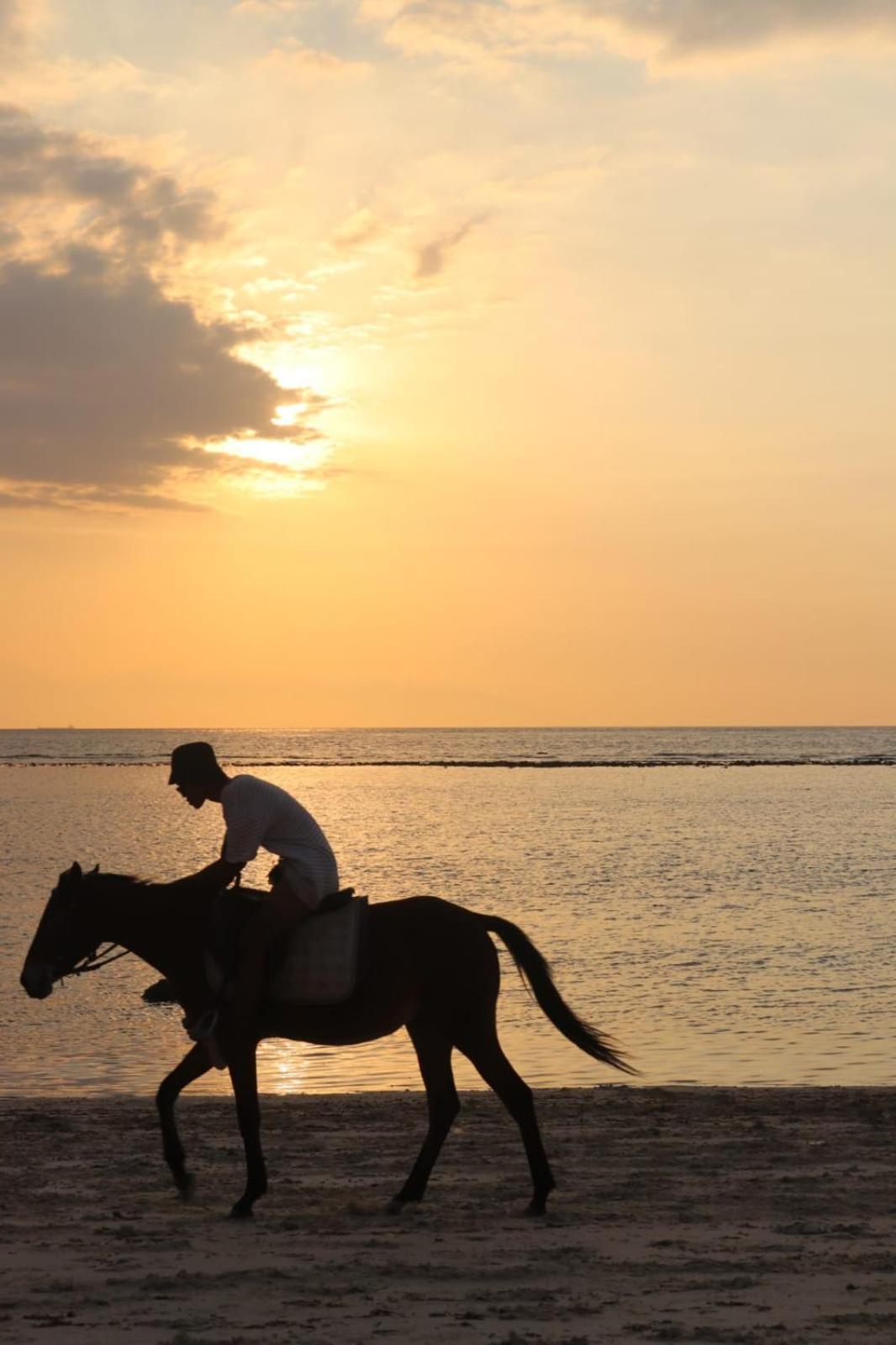 Bale Datu Bungallow Gili Trawangan Luaran gambar